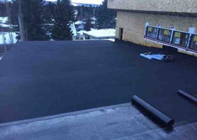 canmore roofing companies